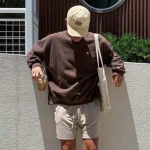 Meet your Posher, Tone